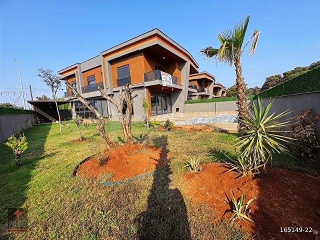 Döşemealti, Antalya içerisinde satılık Villa