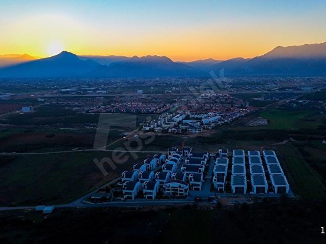 Kepez içerisinde satılık Villa