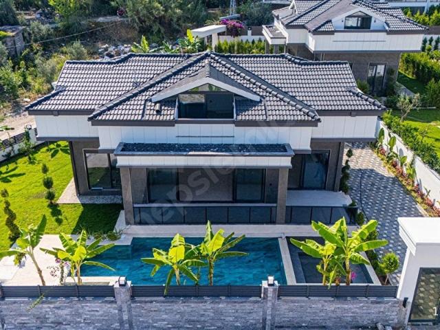 Kemer, Antalya içerisinde satılık Villa