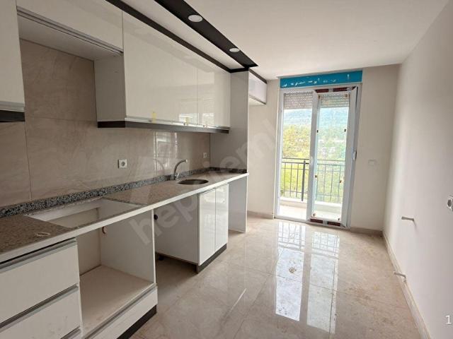 Kepez, Antalya içerisinde satılık mülk