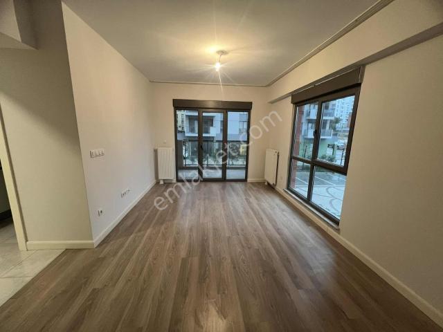 Sur Yapı Antalya Kentsel Dönüşüm İnşaat Alanı, Kepez içerisinde kiralık mülk