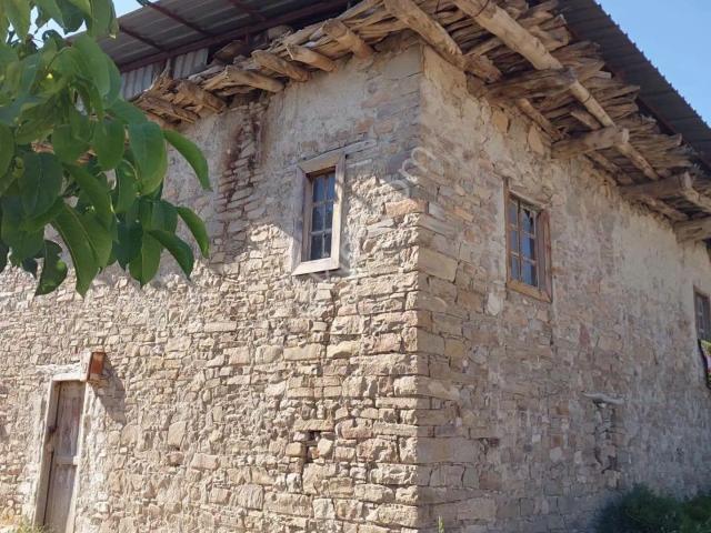 Bozova, Korkuteli içerisinde satılık Villa
