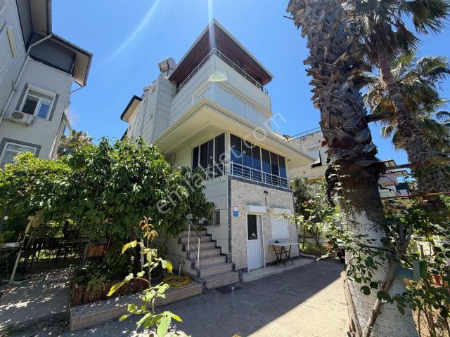 Manavgat içerisinde satılık Villa