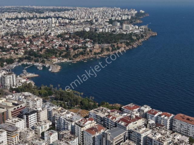 Antalya, Muratpaşa içerisinde satılık mülk