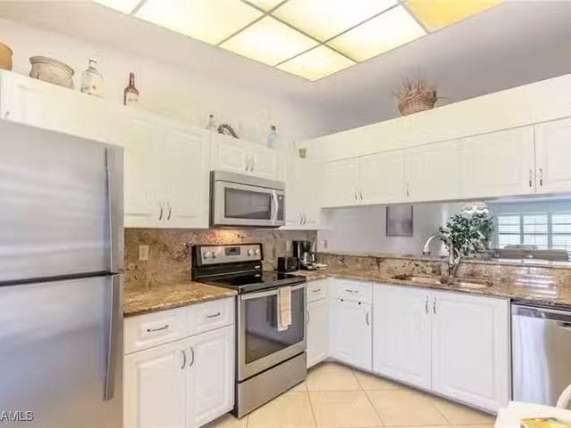 Apartment for rent in Naples