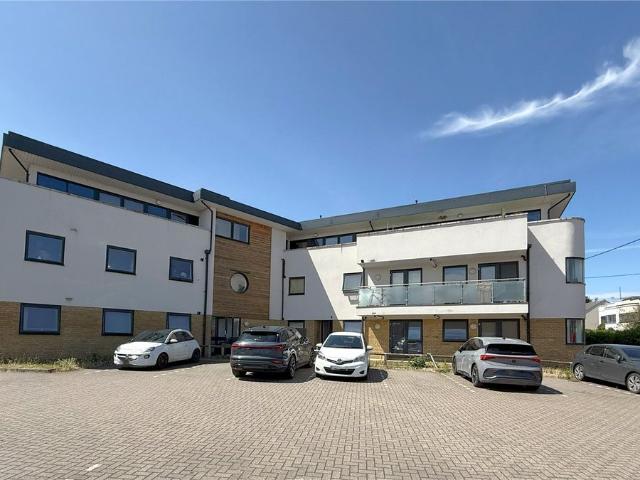 Studio for rent in Stanford-le-Hope, Essex