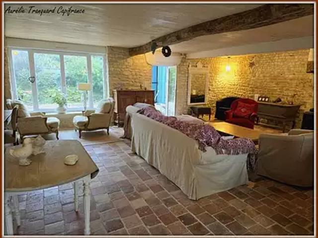 Maison vente à Saint-Jean-d'Angély, Antezant-la-chapelle