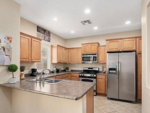 Room for rent in Anthem, Arizona