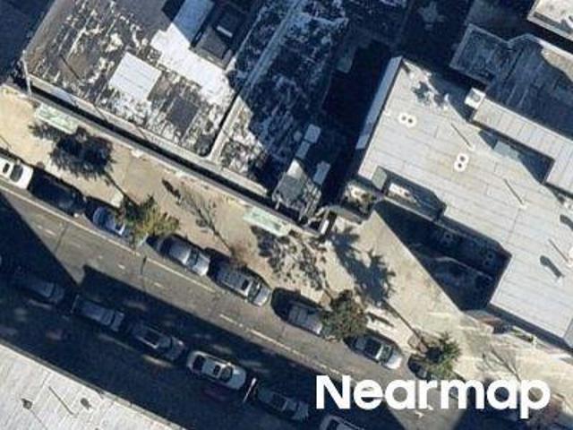 Property for sale in The Bronx, Arverne