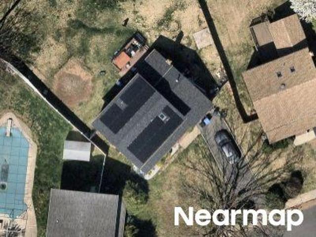 House for sale in Avenel, New Jersey