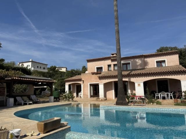 Maison vente à Antibes, Alpes-Maritimes