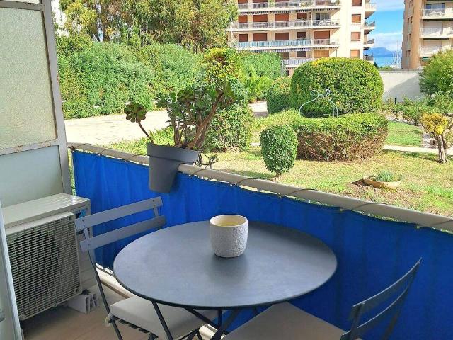 Studio location à Cap d'Antibes, Antibes