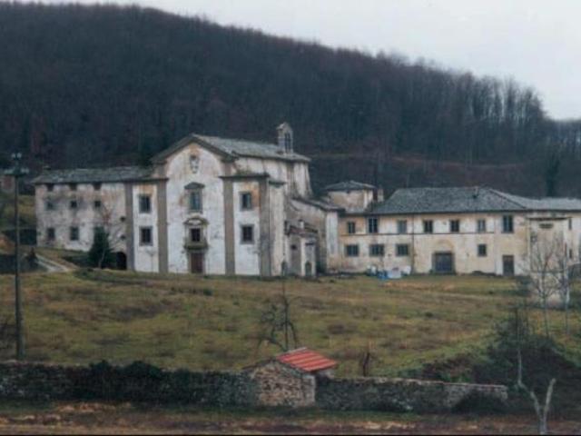 Locale Commerciale in vendita a Borgo San Lorenzo, Toscana