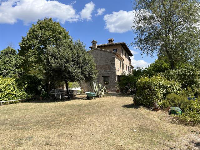Casa in vendita a Marche, Pesaro E Urbino