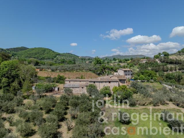 Casa in vendita a Assisi, Umbria