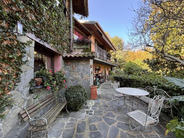 Casa in vendita a Riccò del Golfo di Spezia, La Spezia