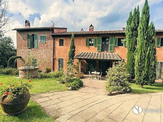 Casa in vendita a Pontedera, Toscana
