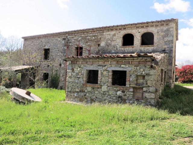 Casa in vendita a Montieri, Toscana