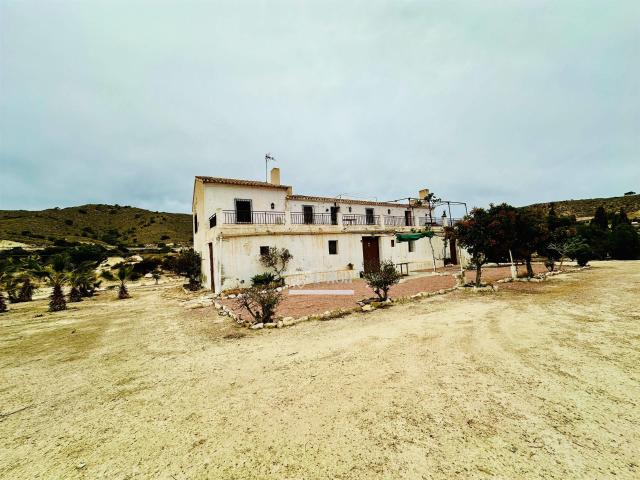 Casa en venta en El Campello, Valencia