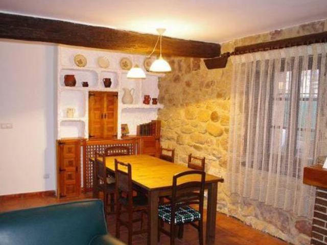 Casa en alquiler en Barbadillo Del Mercado, Castilla y León