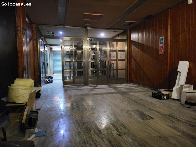 Local Comercial en alquiler en Valencia De Las Torres, Arrancapins