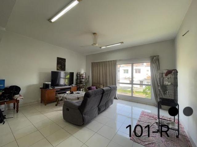 Townhouse for sale in Alam Impian, Selangor