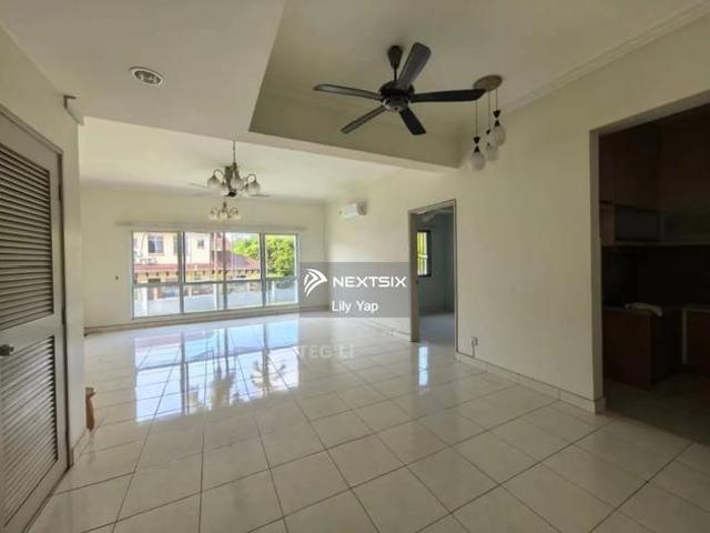 Townhouse for sale in Alam Impian, Selangor