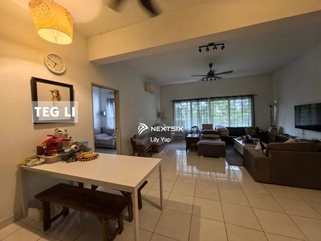 Townhouse for sale in Alam Impian, Selangor