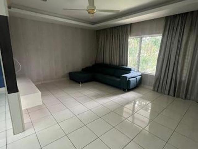Townhouse for rent in Alam Impian, Selangor