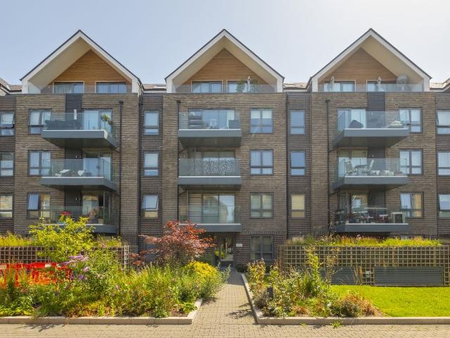 Apartment for rent in Surbiton, Greater London