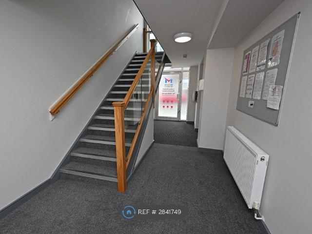 Room for rent in Roby Mill, Lancashire