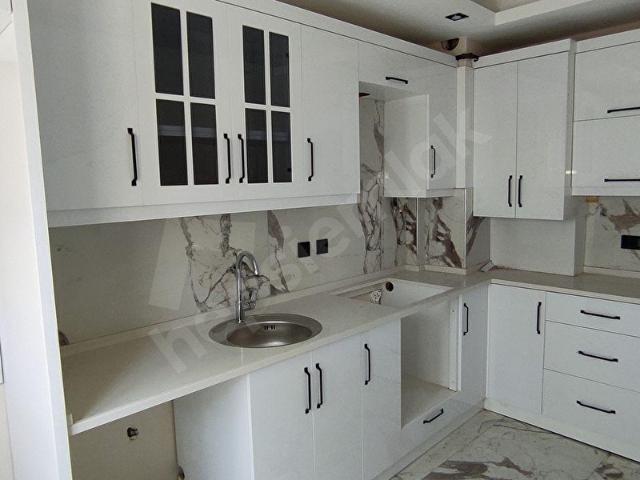 Karabağlar, İzmir içerisinde satılık mülk