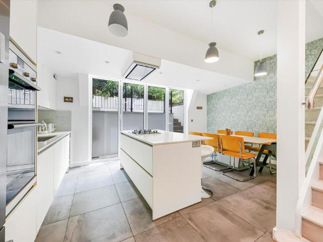 House for rent in Belsize Park, Greater London