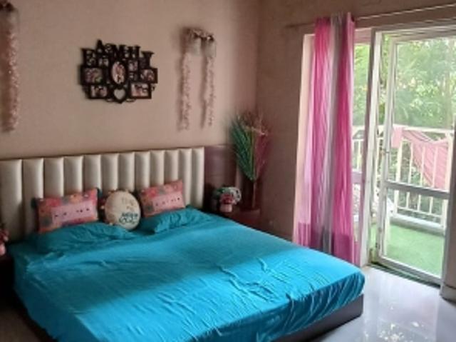 Flat for sale in Hariana