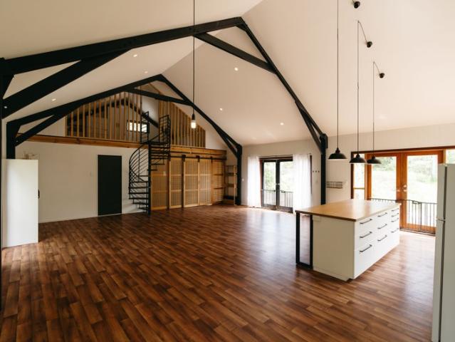 Office for rent in Kings Creek, Queensland
