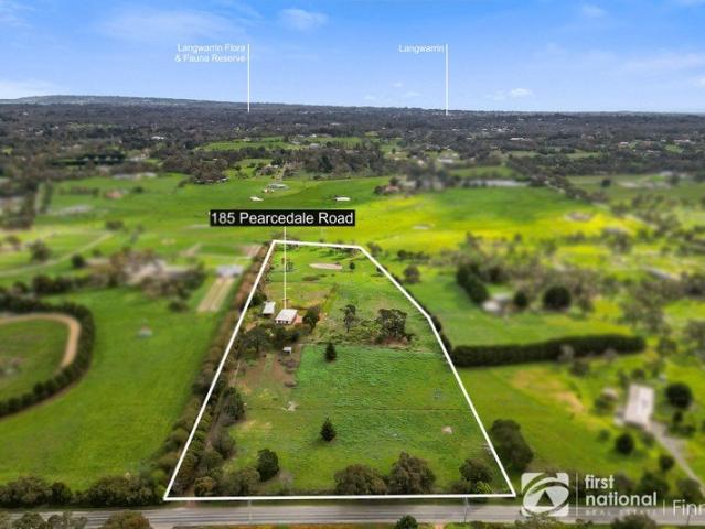 Cottage for sale in Camerons Creek, Victoria