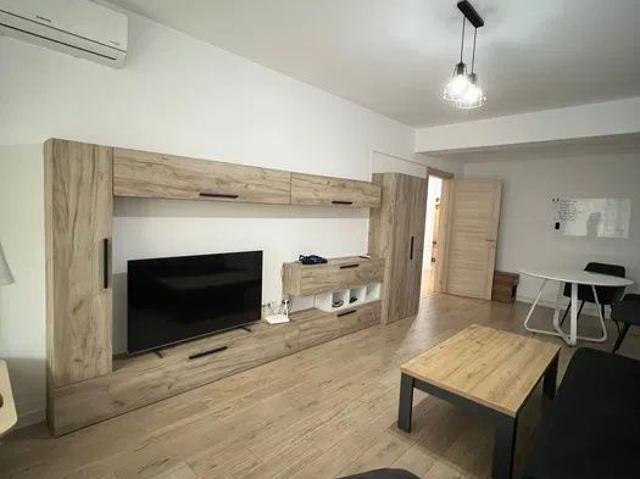 Apartament închirieri în Colțea, București