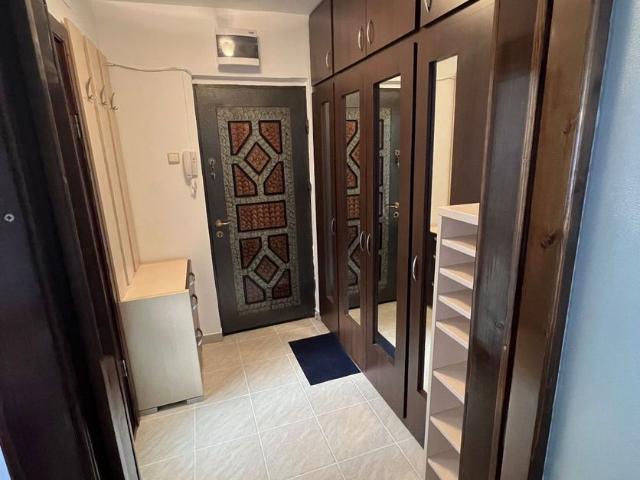 Apartament închirieri