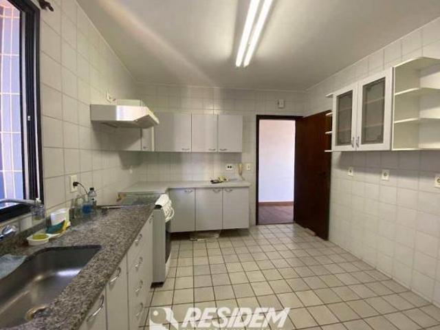 Apartamento venda em Bauru