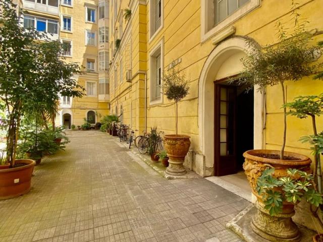 Villa Indipendente in affitto a Municipio Roma I, Roma Capitale