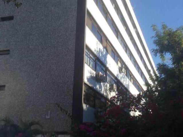 Apartamento venda em Região Geográfica Imediata do Distrito Federal, Região Integrada de Desenvolvimento do Distrito Federal e Entorno