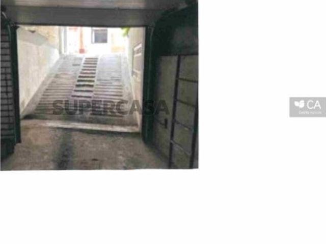 Garagem venda em A Ver-o-mar, Porto