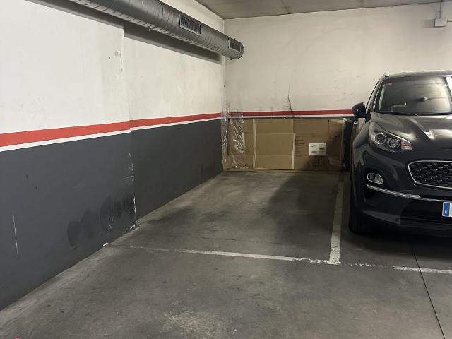 Garaje en alquiler en Barri Centre, Sant Boi De Llobregat