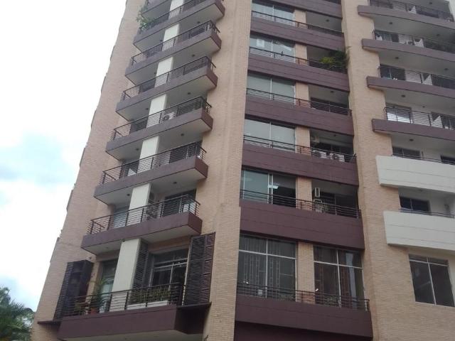 Apartaestudio en arriendo en Ciudad Jardín, Cali