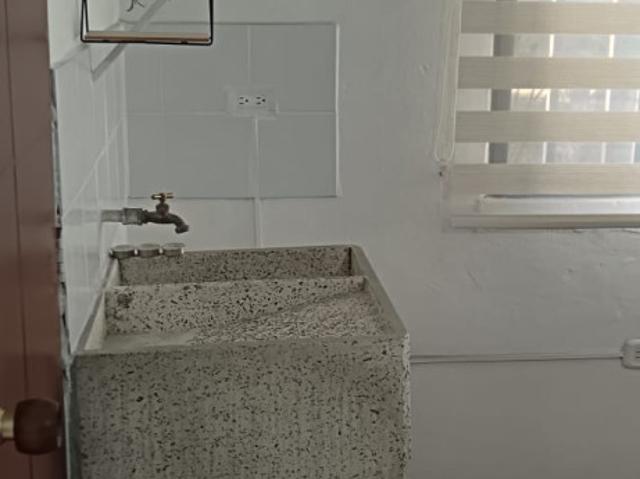 Apartaestudio En Arriendo En Cali En Los Guayacanes A290814