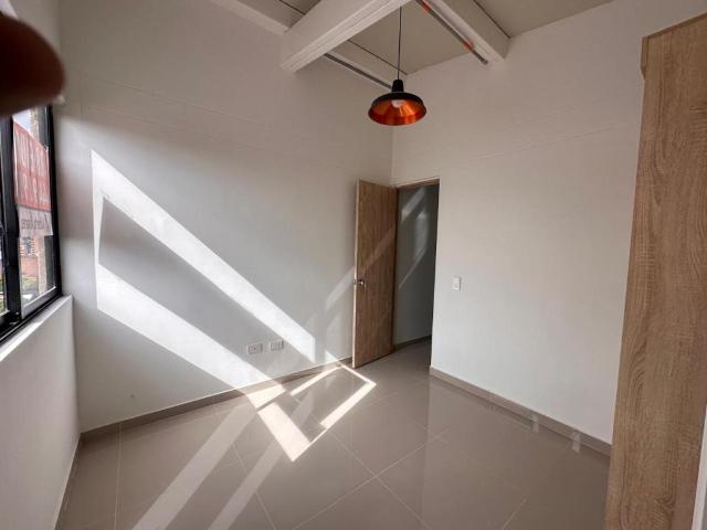 Apartaestudio En Arriendo En Medellin En Laureles A152085