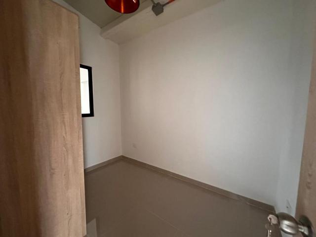 Apartaestudio En Arriendo En Medellin En Laureles A152085