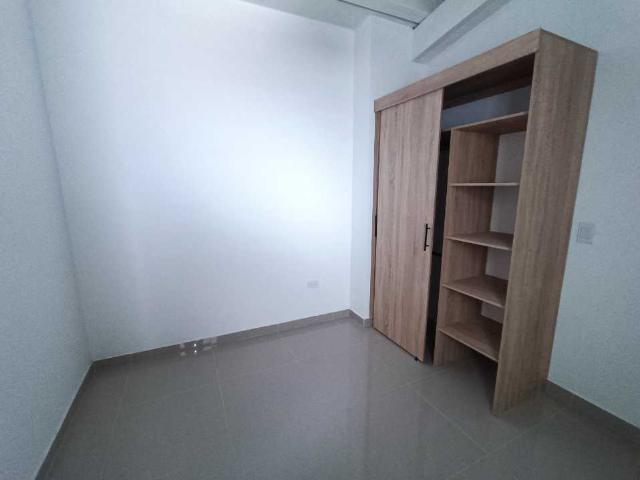 Apartaestudio En Arriendo En Medellin En Laureles A152086