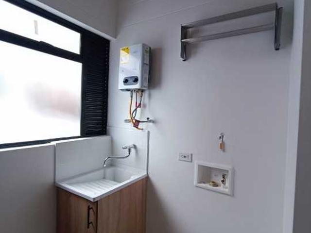 Apartaestudio En Arriendo En Medellin En Laureles A152091