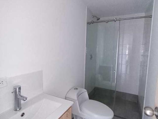 Apartaestudio En Arriendo En Medellin En Laureles A152091